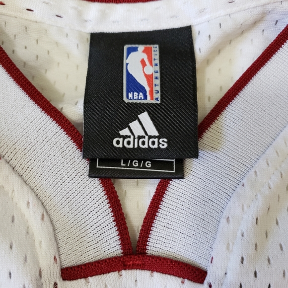 Miami Heat Wade Jersey - Picture 3 of 4